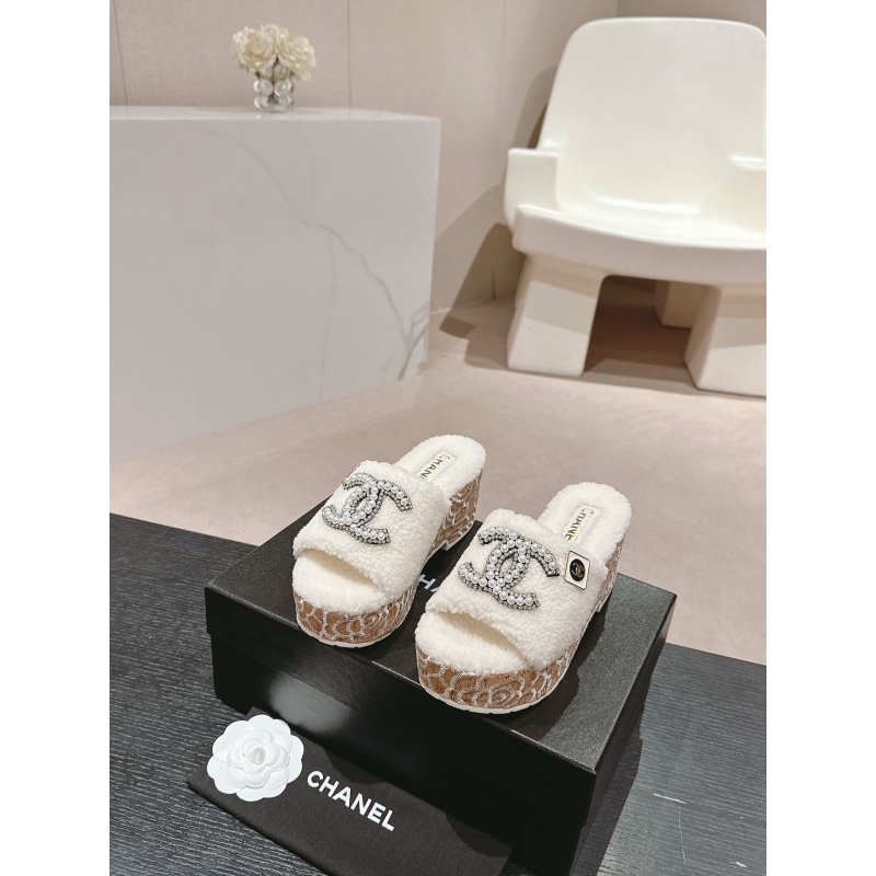 Ch*el slippers
